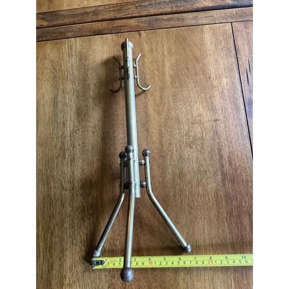 Other vintage brass